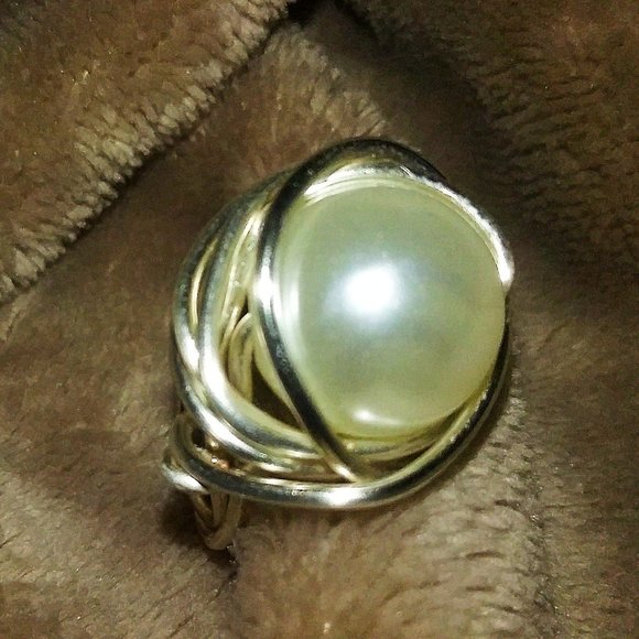 Faux Pearl Wire Wrapped Statement Ring - Picture 1 of 2